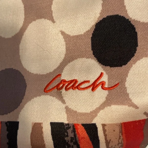 COACH Authentic Polka Dot Poppy Watercolor Tote Bag & Matching Small Wristlet - Picture 15 of 16